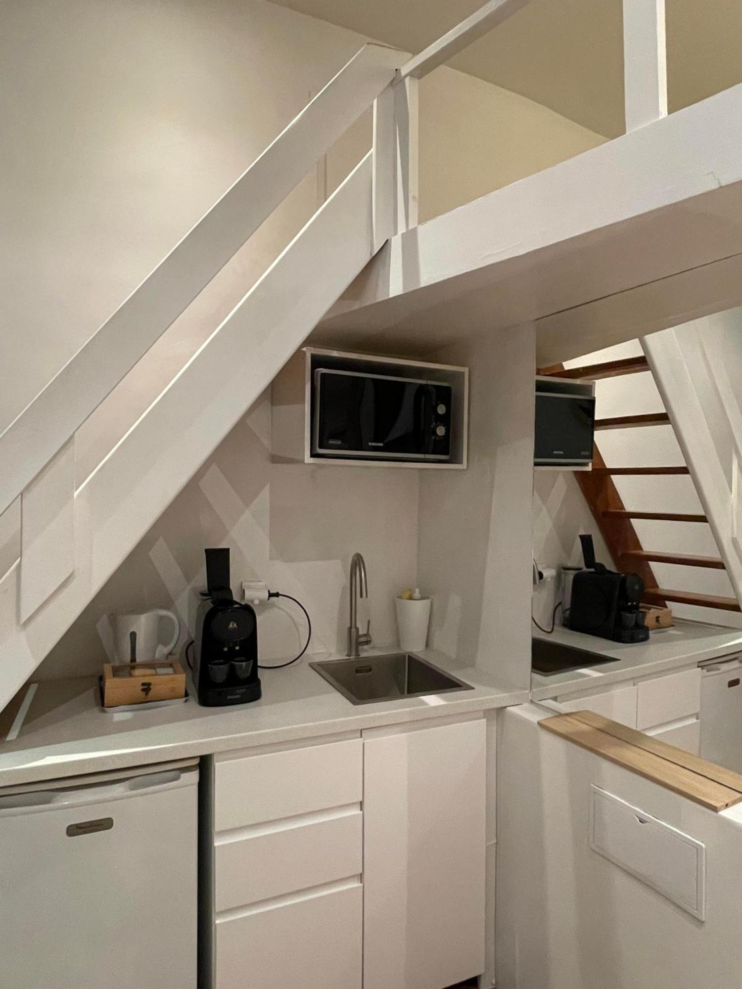 Studio mezzanine