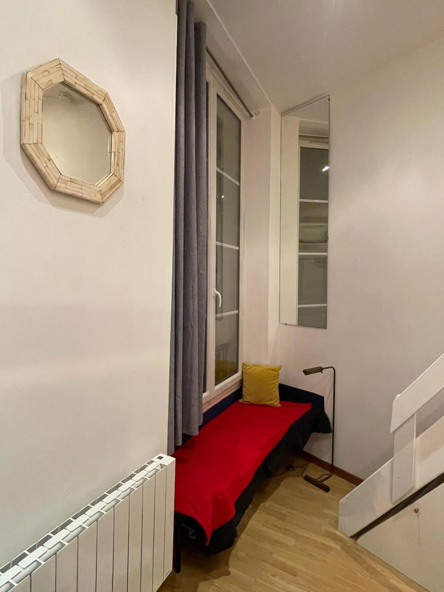 Studio mezzanine